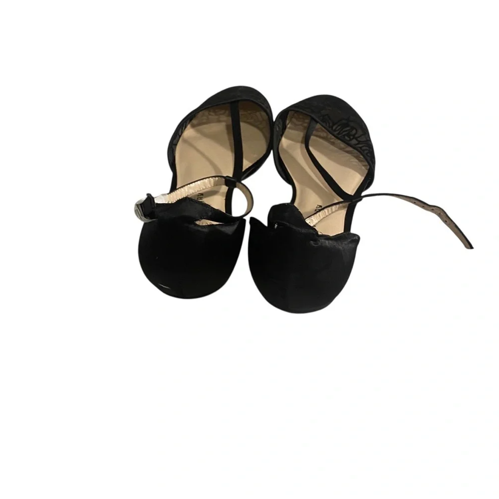 Chinese Laundry Black Lace T strap Flats Sz 11